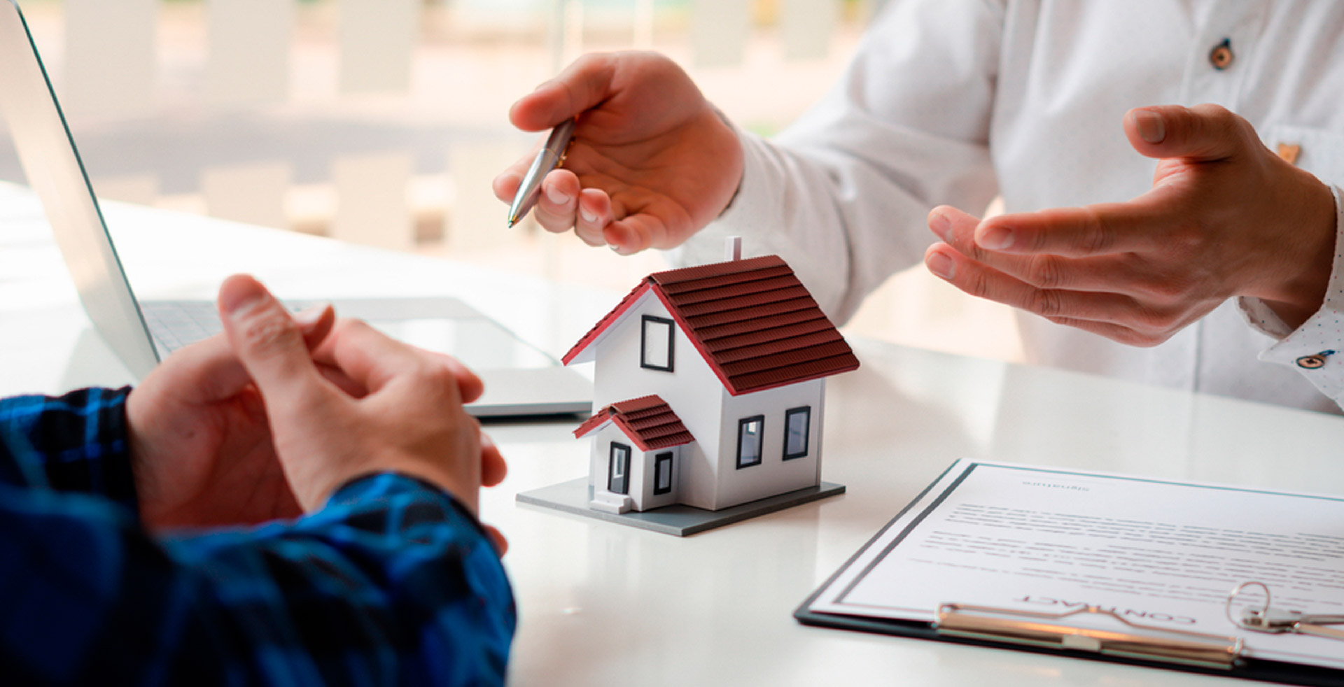 Bank of Canada Rate Cut Unlikely to Spark Housing Market Revival, Experts Say